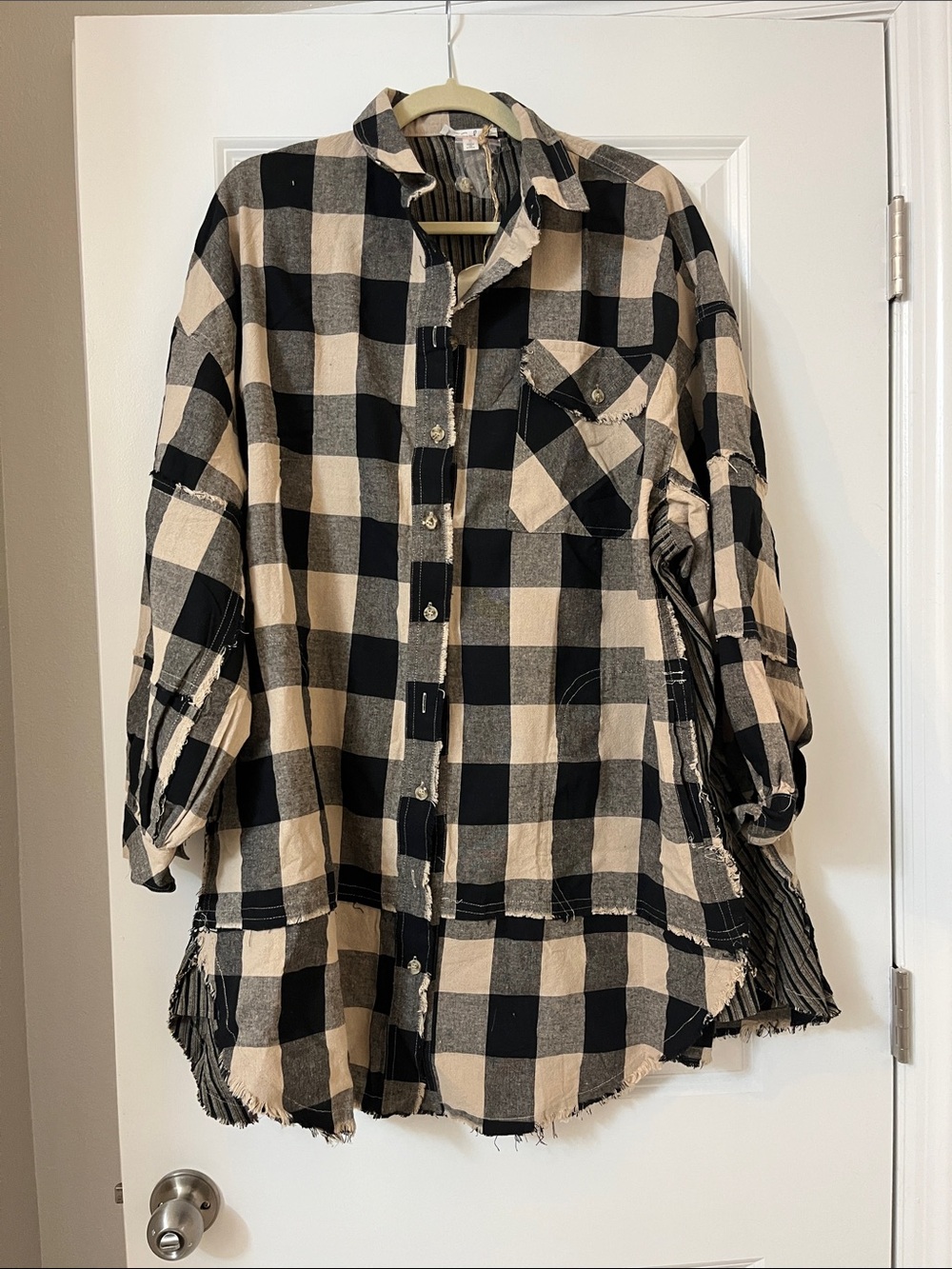 easel Black and Cream Buffalo-Check Oversized Shirt Jacket